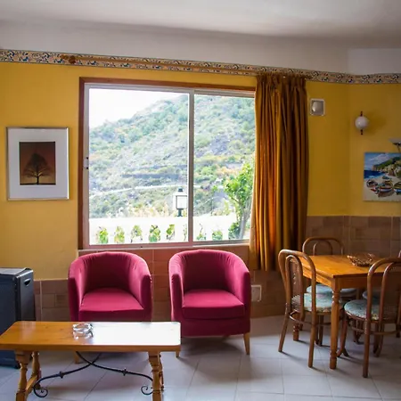Casa Mara Tenerife Bed & Breakfast 3*