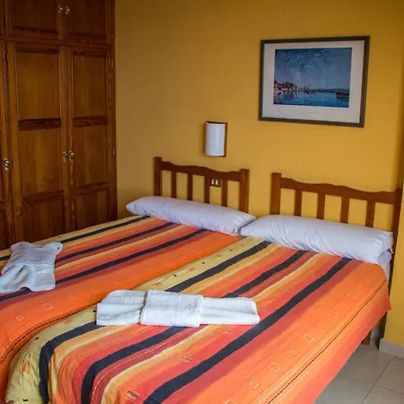 Casa Mara Tenerife 3* Лас-Крусес